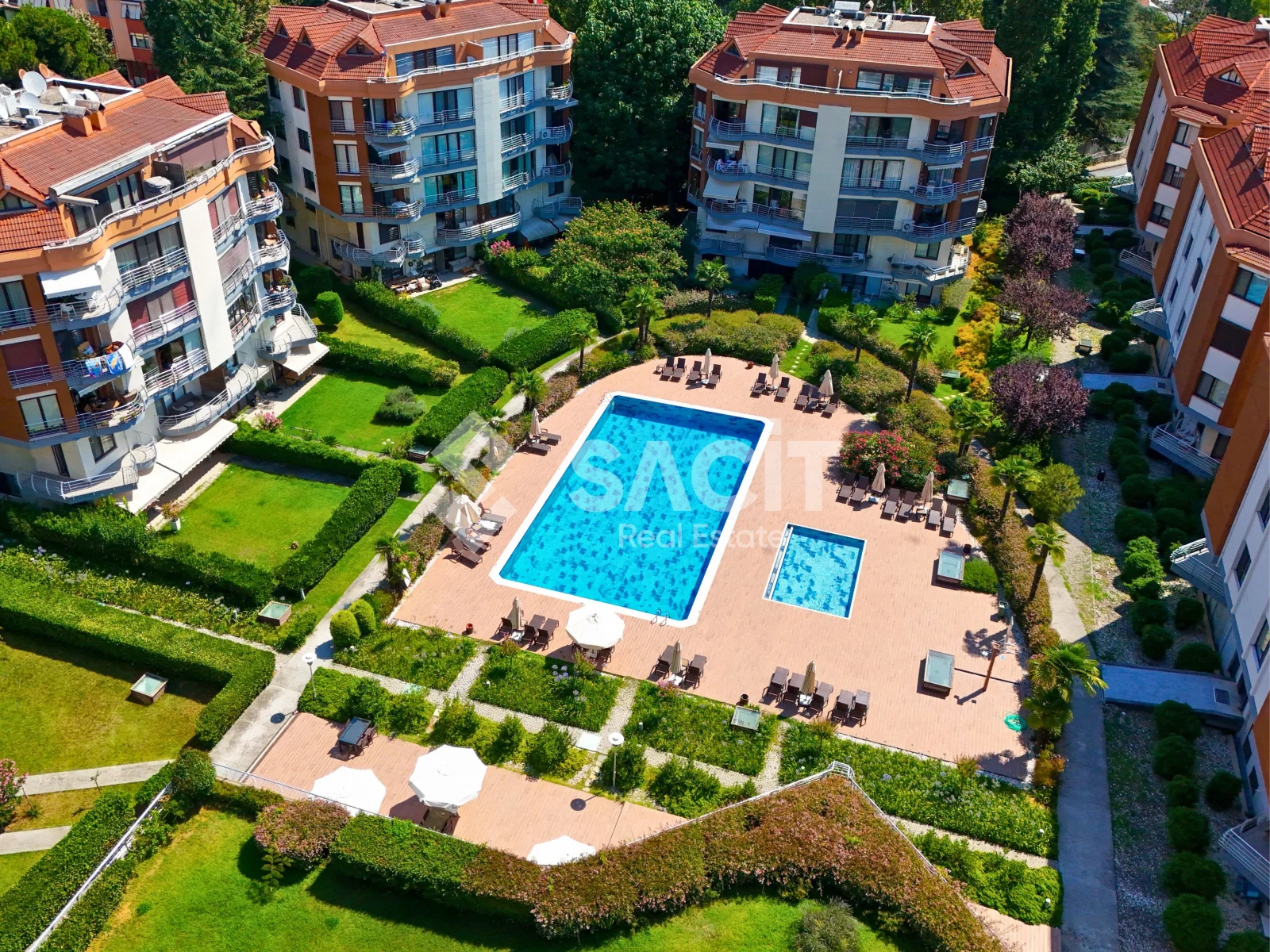 Tarabya Konakları